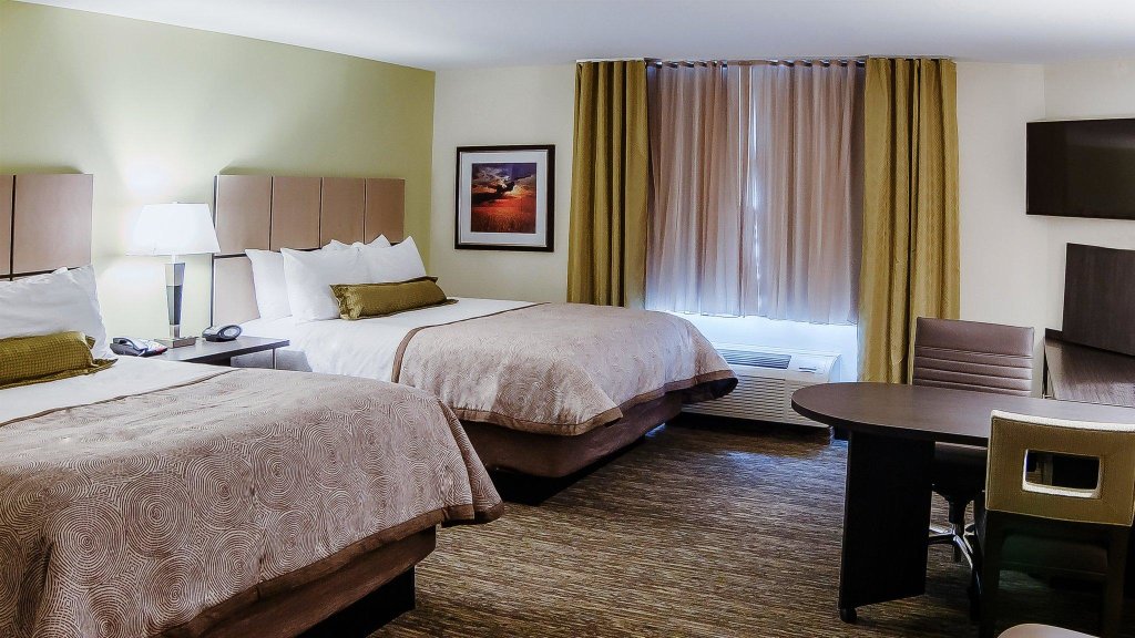 Quadruple Suite Candlewood Suites Gonzales - Baton Rouge Area, an IHG Hotel