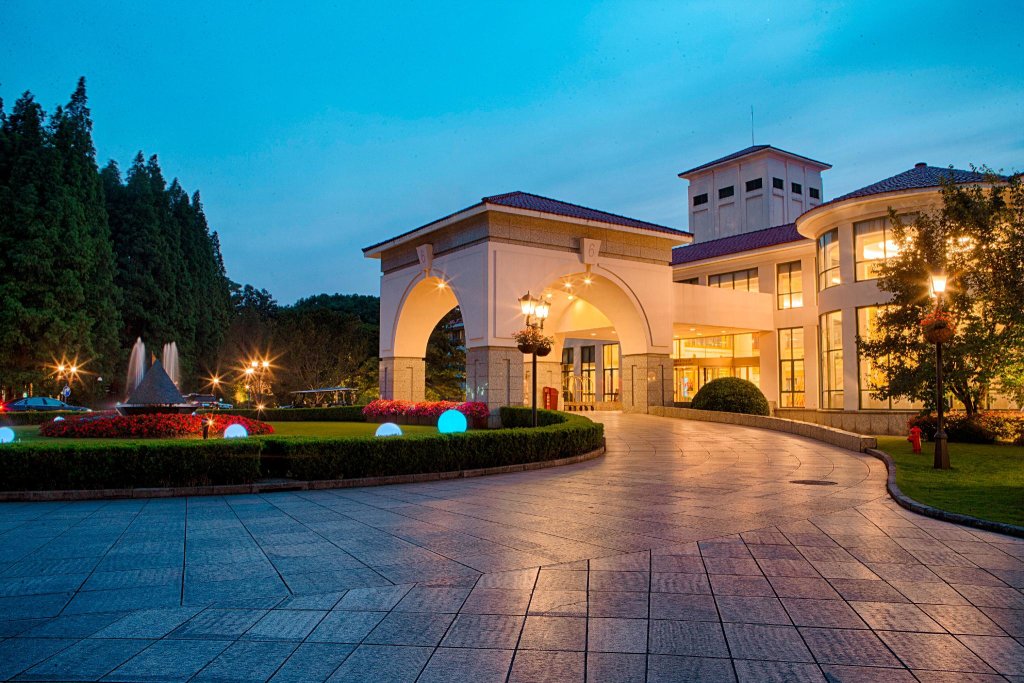 Bett im Wohnheim Hongqiao State Guest Hotel Shanghai