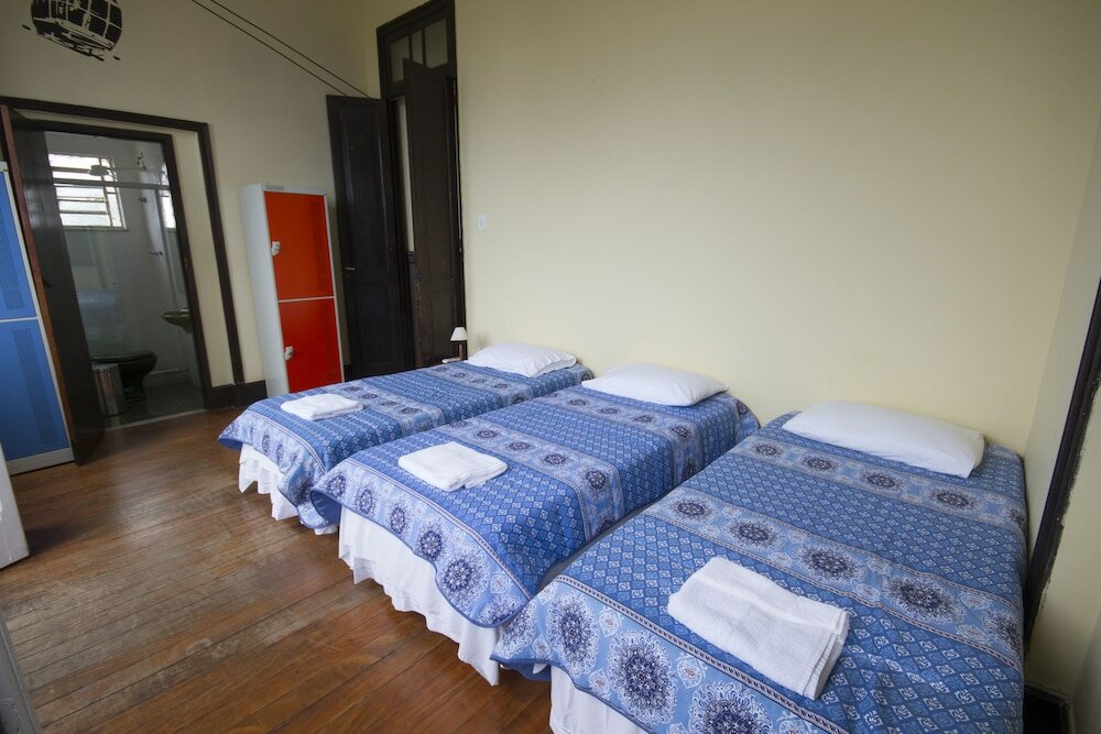 Standard Triple room Rio Forest Hostel