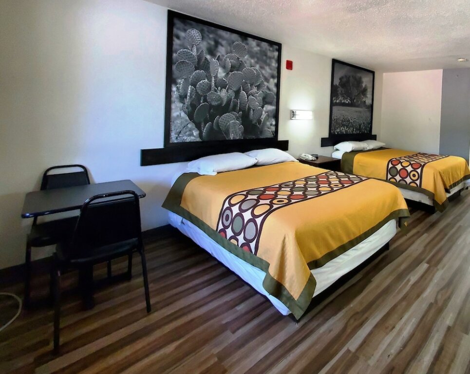 Deluxe Vierer Zimmer Highland Inn