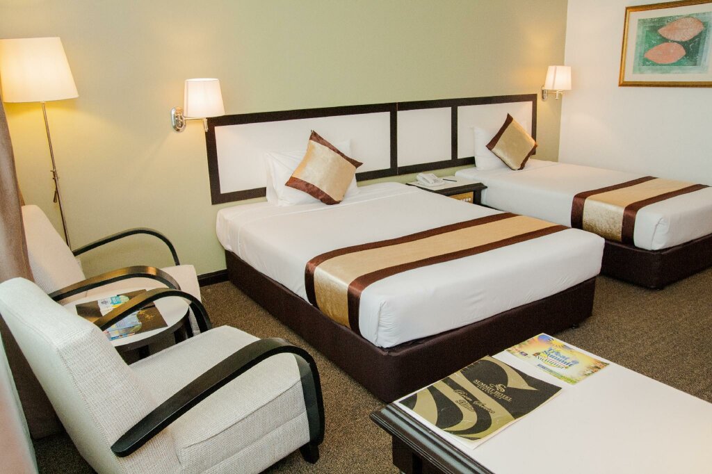 Deluxe room Summit Hotel Subang USJ