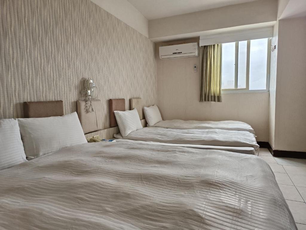 Standard Quadruple room Hotel Fouquet