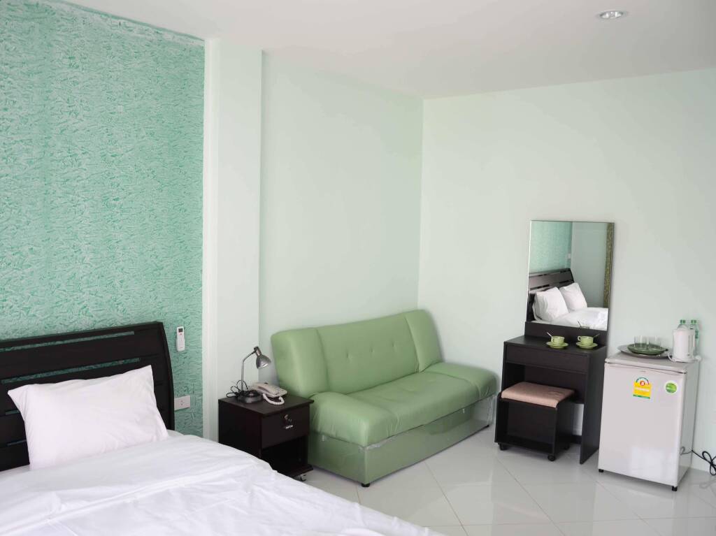 Emerald ex. Гостевой дом Emerald. Emerald Standart