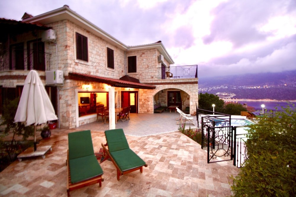 Villa Villa With Fantastic Views in a Prime Location in Kas Peninsula