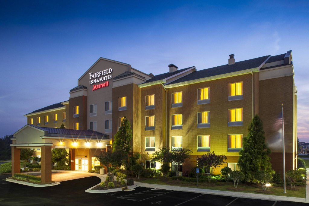 Lit en dortoir Fairfield Inn and Suites by Marriott Atlanta McDonough