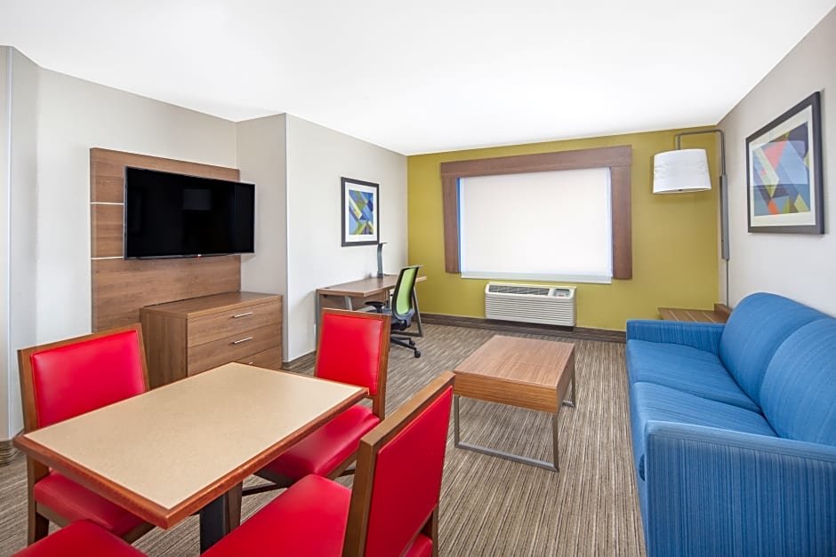 Quadruple suite 1 chambre Holiday Inn Express Hotel & Suites Bishop, an IHG Hotel