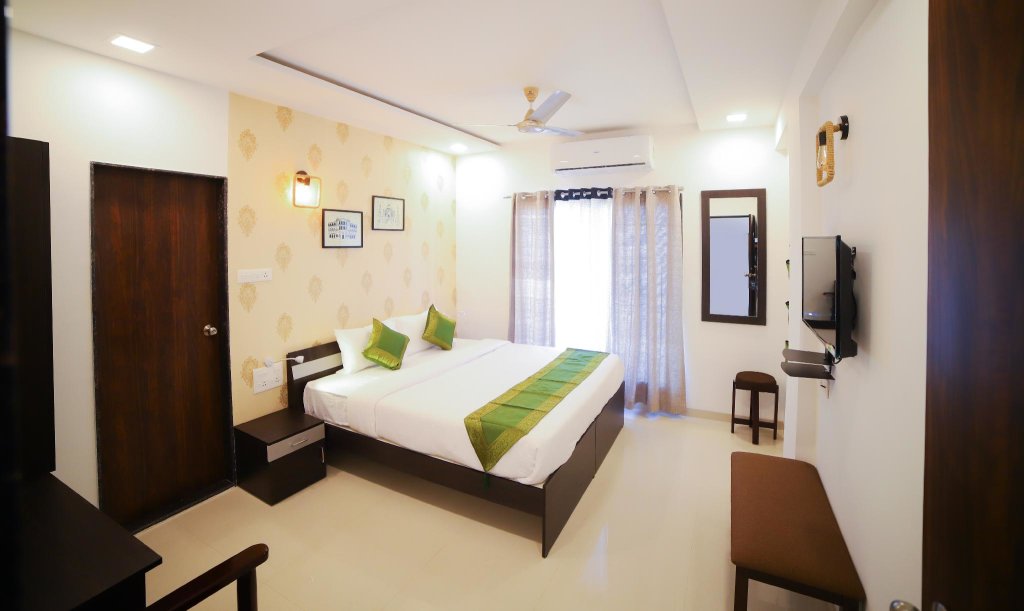 Standard Double room Treebo Trend Chalets, Nagpur Airport