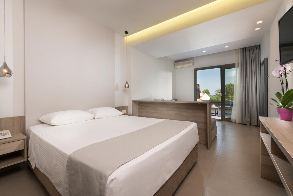 Standard Familie Zimmer mit eingeschränktem Meerblick Princess Golden Beach Hotel