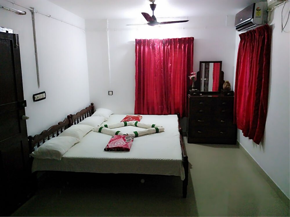 Standard Double Family room with balcony Achayans Homestay Mararikulam