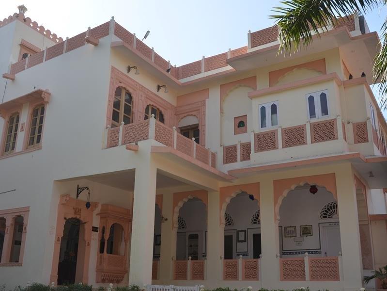 Люкс Kishan Palace-A heritage Hotel