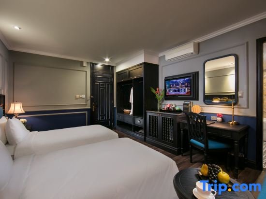Standard quadruple chambre avec balcon et Avec vue Hoi An Golden Holiday Hotel & Spa
