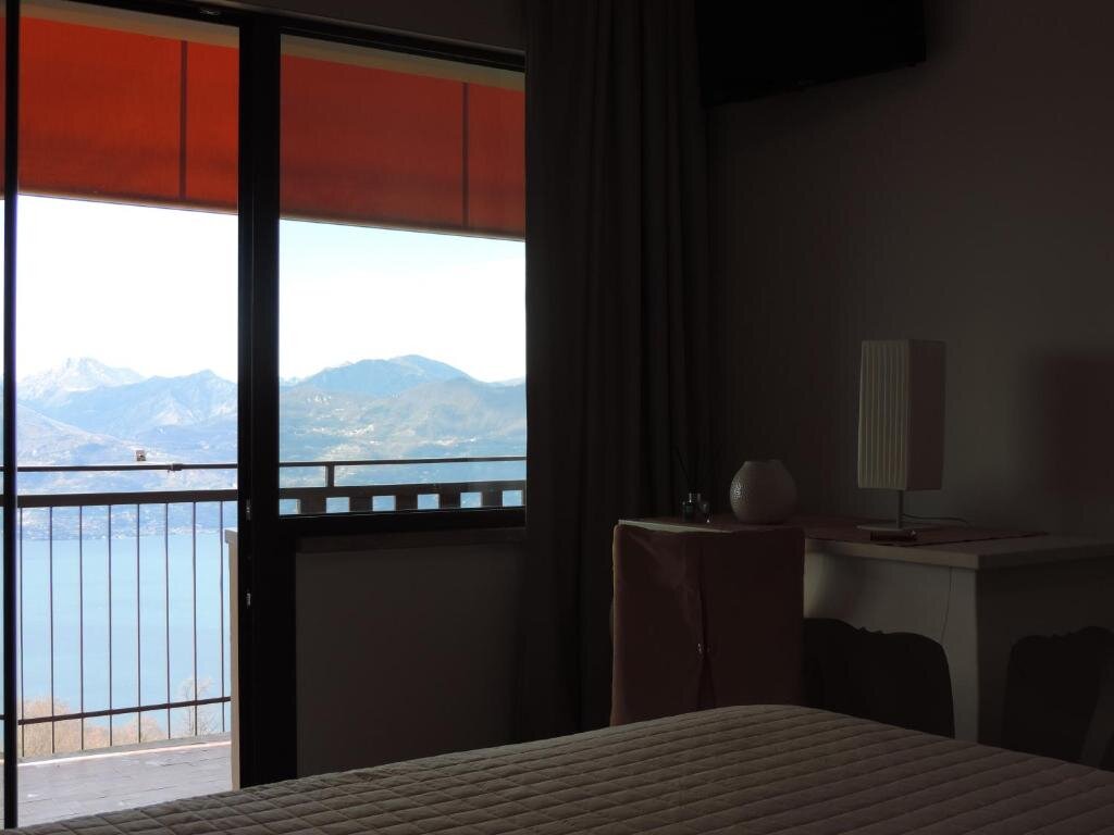 Standard Double room with lake view Hotel San Zeno