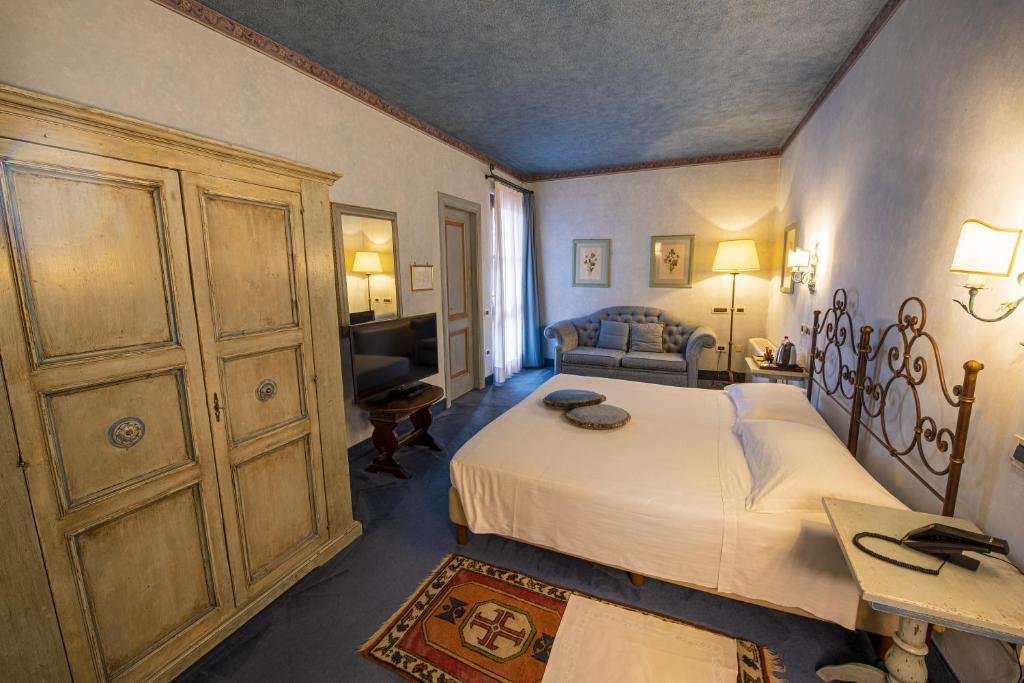 Standard Triple room Hotel Boccaccio