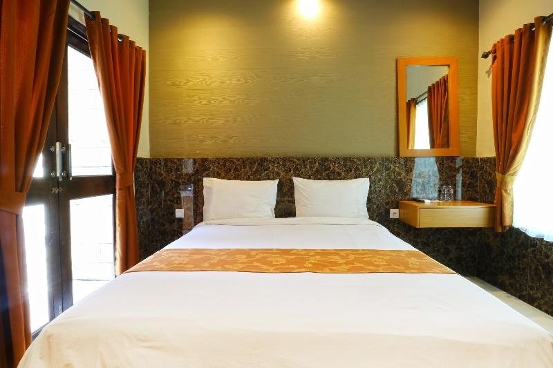 Supérieure double chambre avec balcon Lembayung Sari Homestay