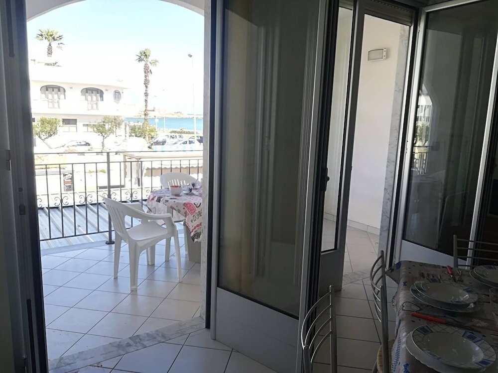 1 Bedroom Cottage with balcony and with city view Vanessa Holiday House in Otranto