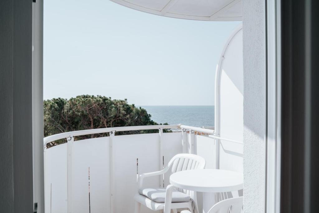 Habitación doble Estándar con balcón y con vista al mar Hotel Luna