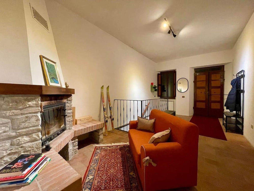 Cottage Casa Lola a Lovely 3-bed House in Bolognola