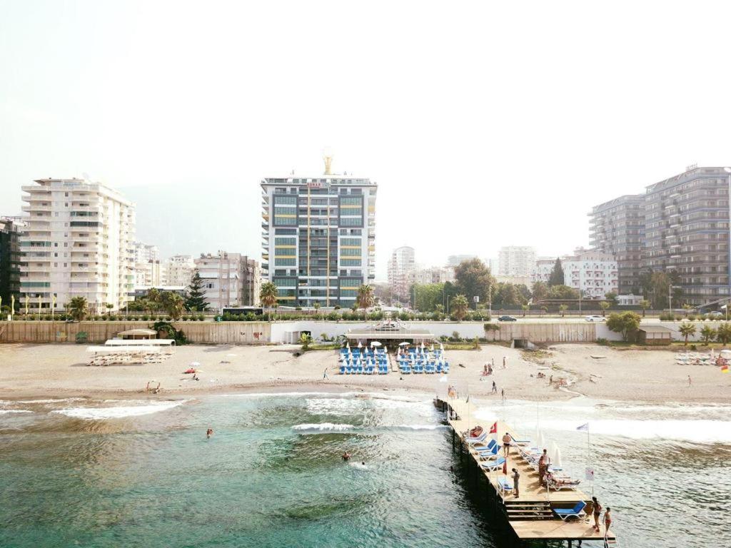 Отель Konak Tower 44 Seaside в Алания, Побережье Алании. Забронировать  Konak Tower 44 Seaside, 1 Vatan Caddesi, Аланья. Оплата картами МИР.