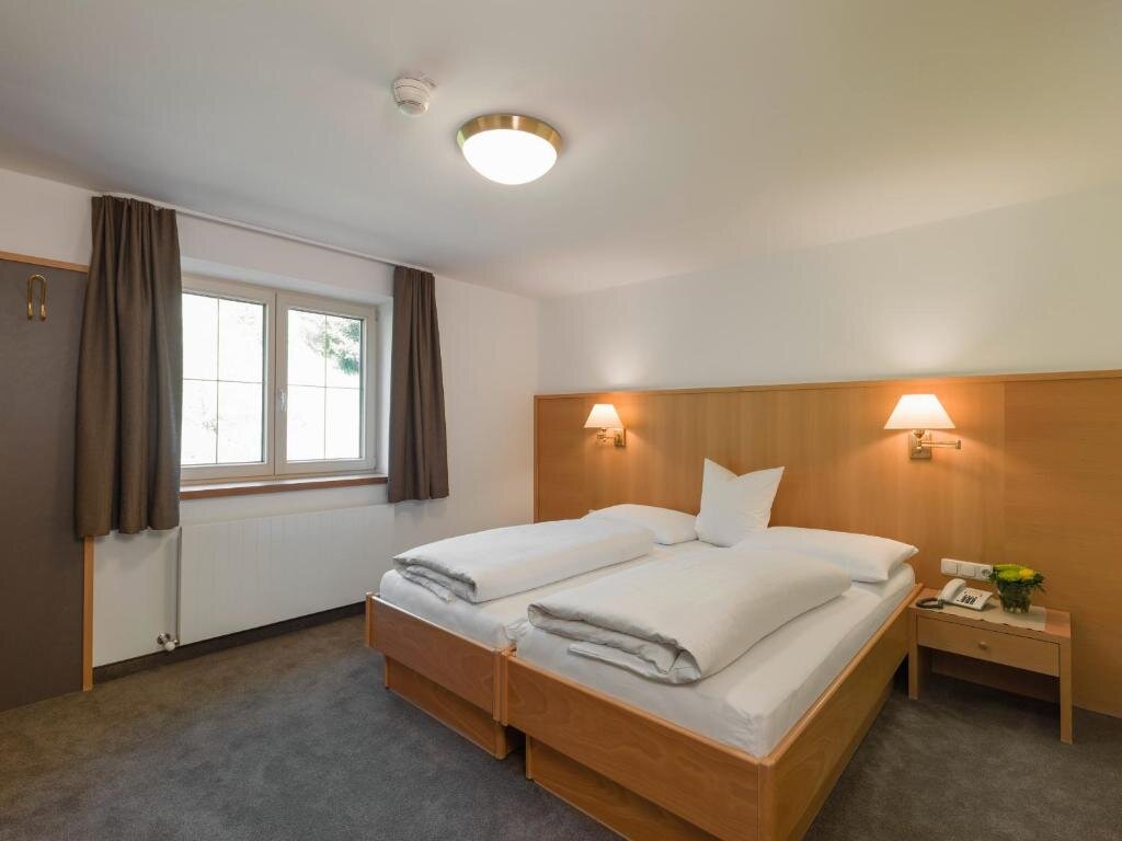 Двухместный номер Standard Quality Hosts Arlberg - Hotel Goldenes Kreuz B&B