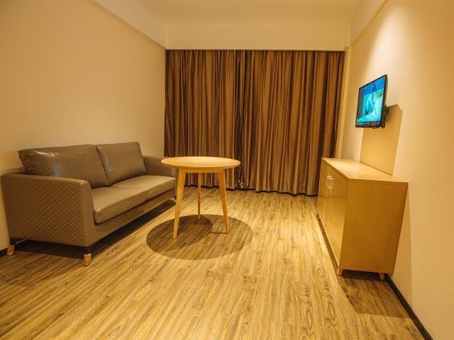 Suite City Comfort Inn Yangjiang High-tech Zone Pinggang