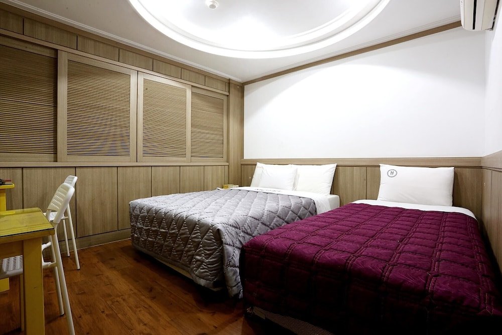 Standard Doppel Zimmer Yeoju Hightel