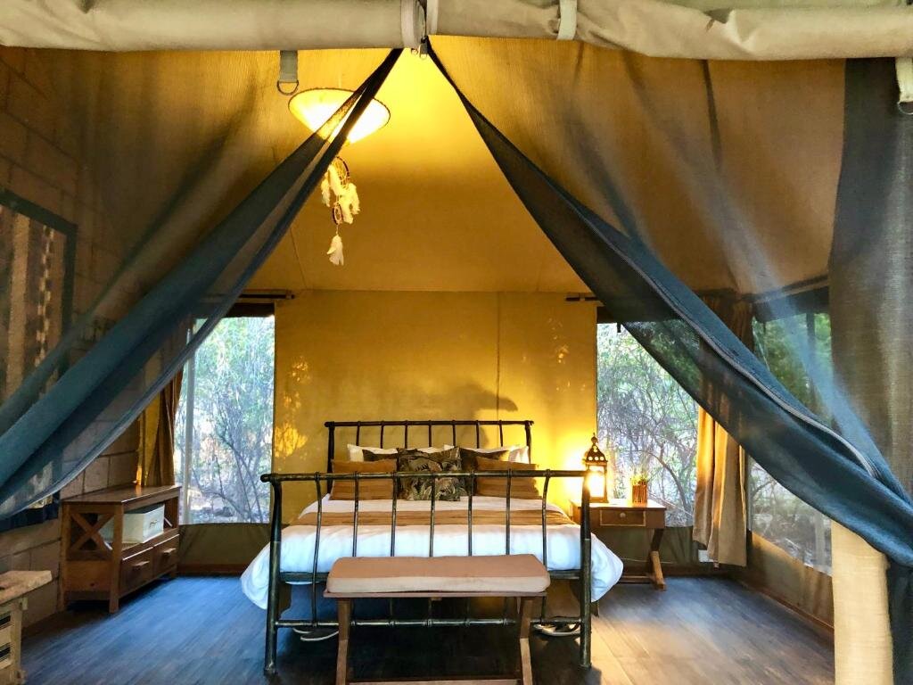 Тент Ikweta Safari Camp