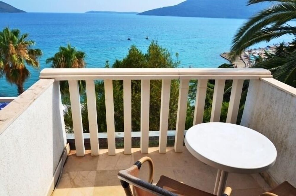 Двухместный номер Comfort с видом на море Garni Hotel Vila Aleksandar Herceg Novi