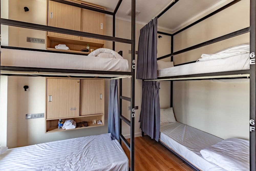 Cama en dormitorio compartido An Phu Hotel