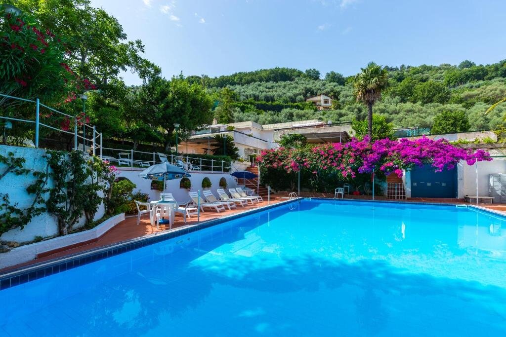Villa Villa with shared pool in Massa Lubrense