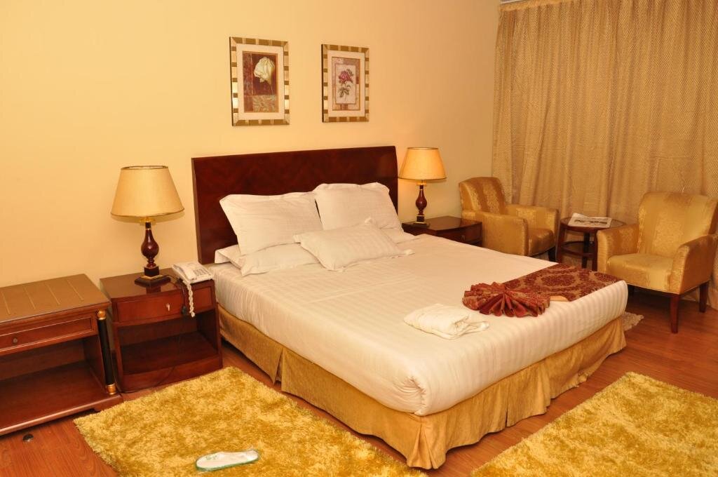 Standard Doppel Zimmer Churchill Addis Ababa Hotel
