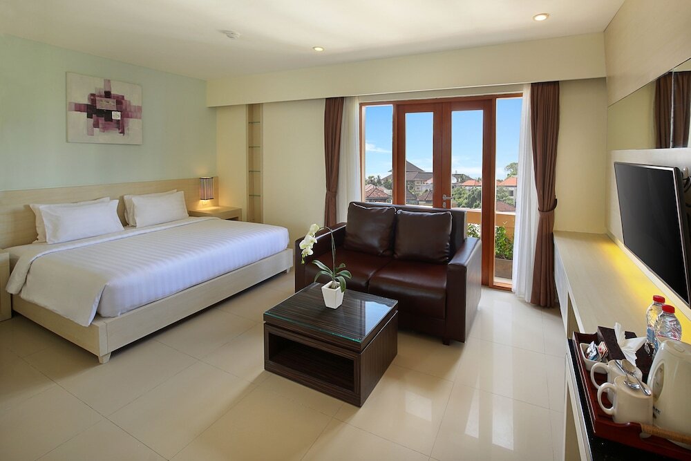Deluxe room with balcony Bali Chaya Hotel Legian