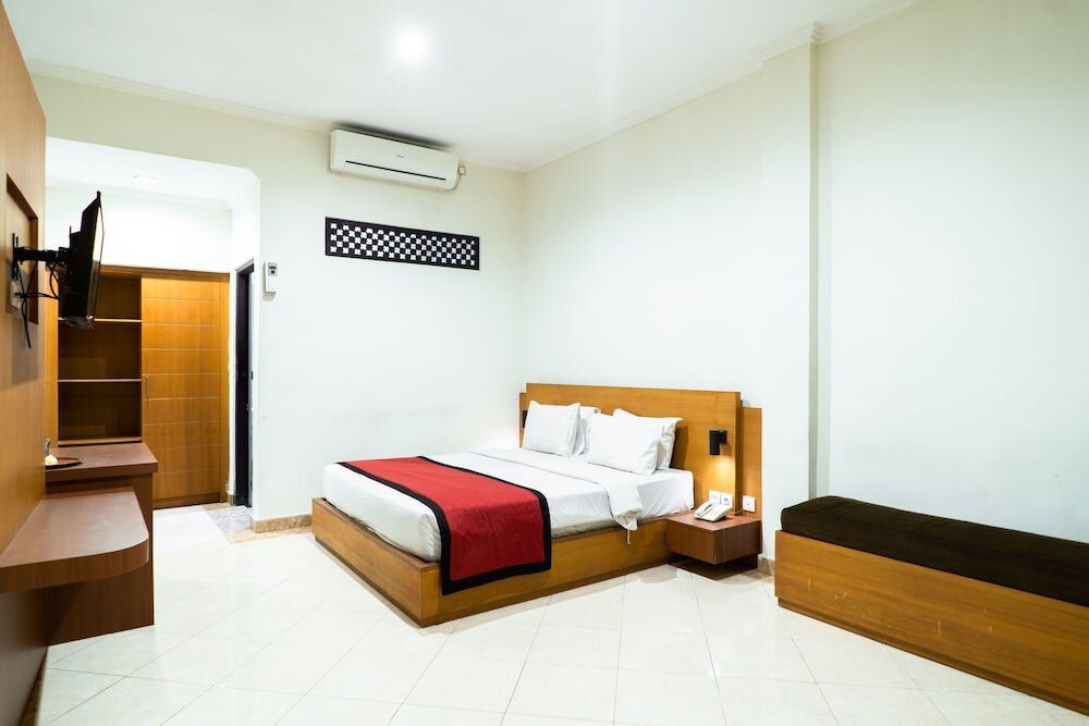 Номер Standard с балконом Townhouse Oak Maxi Hotel Legian Bali