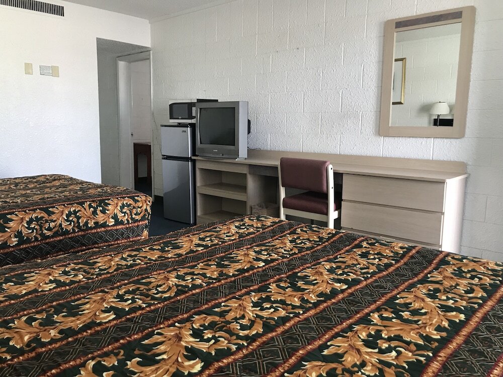 Четырёхместный номер Standard Super Lodge Motel El Paso