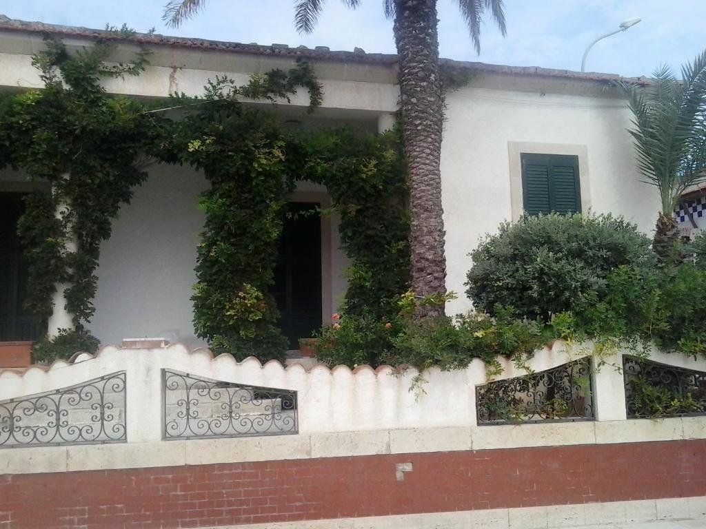 Коттедж Casa del Glicine