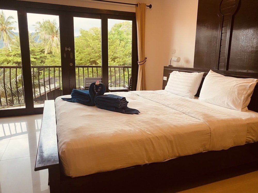 Superior Zimmer mit Balkon Koh Tao Regal Resort
