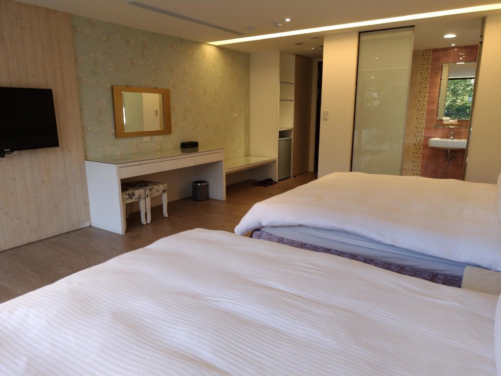 Double Suite with balcony Smile Ark Homestay
