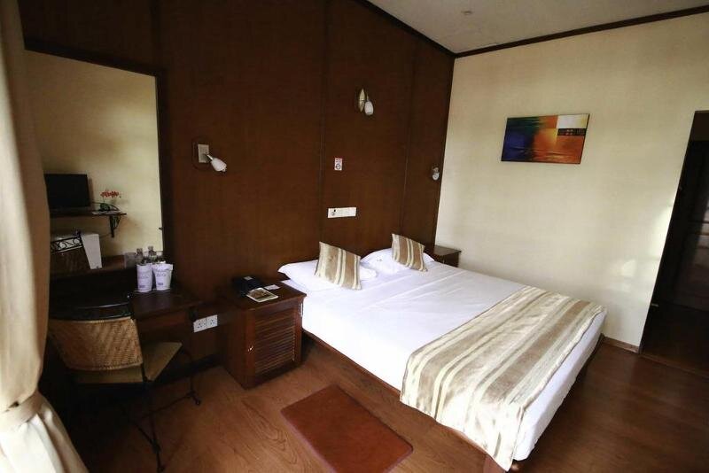 Двухместный номер Standard Colombo City Hotels  Ltd