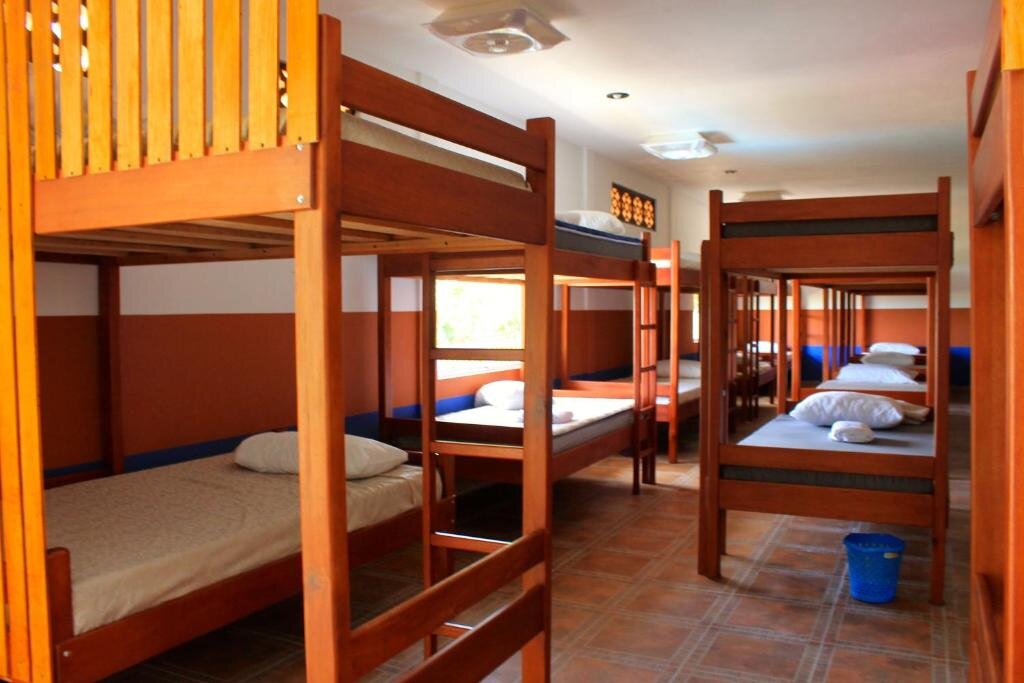 Кровать в общем номере Hacienda bambú