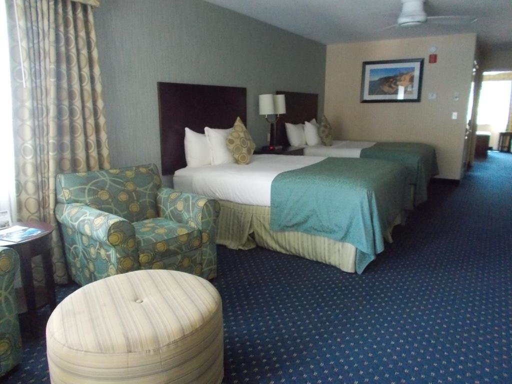 Люкс Atlantic Oceanside Hotel & Conference Center