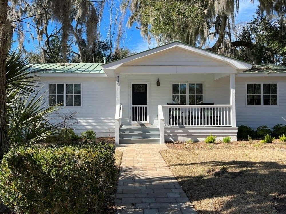 Cottage 3 chambres Captain's Secret - Beautiful Home in Downtown Beaufort