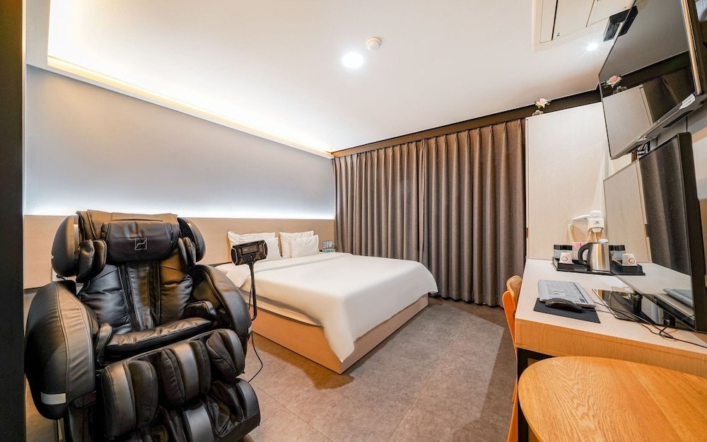 Premium Zimmer Busan Gangseo Sinhodong Hotel The May