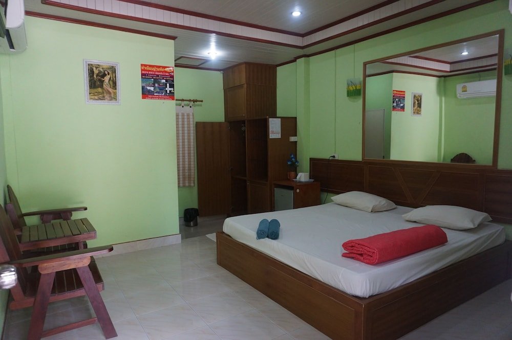 Standard Doppel Zimmer mit Balkon Thumneab Guesthouse