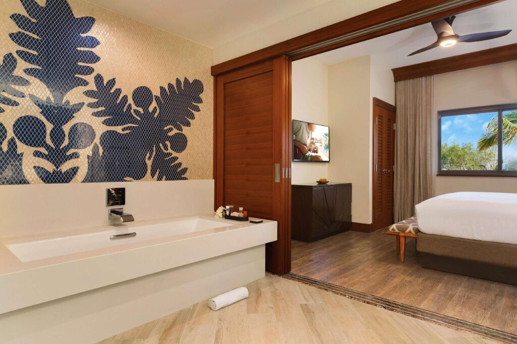 Номер Standard с 3 комнатами Hilton Grand Vacations Club Kings Land Waikoloa