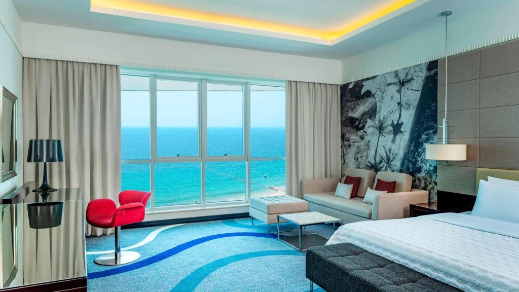 Двухместный номер Deluxe с видом на океан Le Meridien Al Aqah Beach Resort
