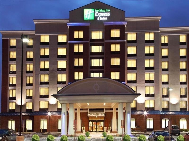 Cama en dormitorio compartido Holiday Inn Express Hotel & Suites Columbus Univ Area - Osu, an IHG Hotel