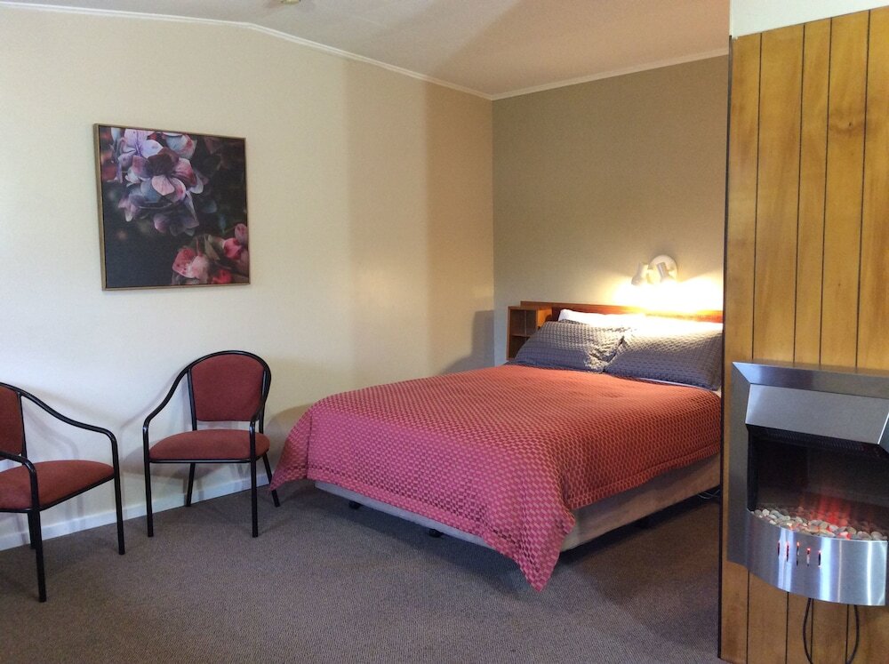 1 Bedroom Family Suite AAA Marlin Motel