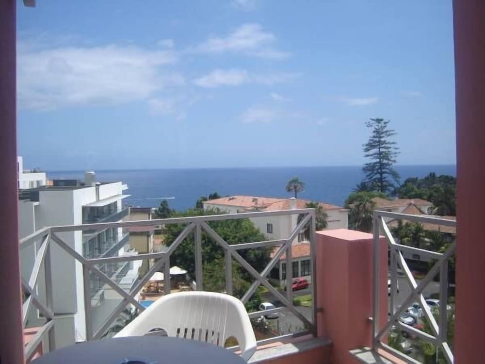 Студия с балконом и с видом на море Aparthotel Imperatriz
