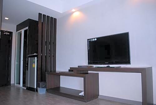 Номер Deluxe Inn Place Serviced Residence