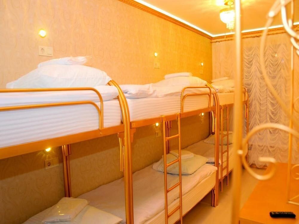 Кровать в общем номере Хостел «Гостиный дом VIP Невский»