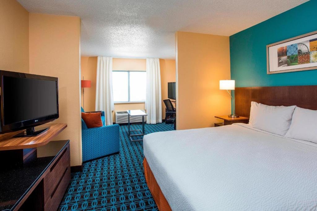 Deluxe room Fairfield Inn & Suites Cheyenne